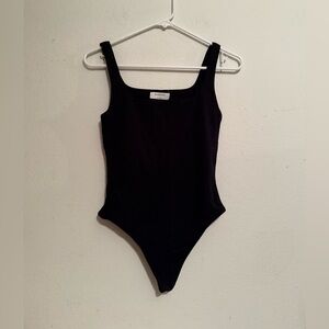 Babaton Classic Black Bodysuit